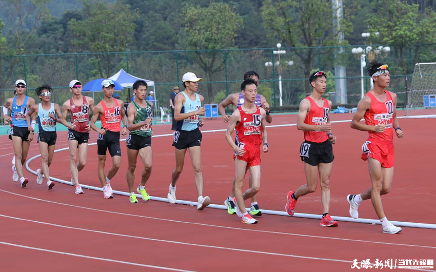 全国大学生田径锦标赛首枚金牌诞生！贵州大学朱小强夺冠