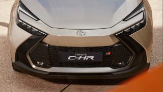 丰田全新一代C-HR官图正式发布，车顶配有扰流板