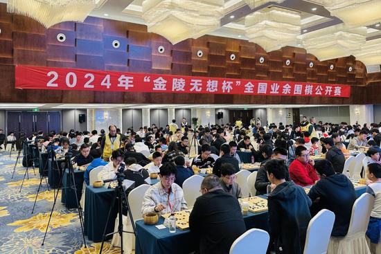 金陵无想杯全国业余围棋赛落幕 周振宇十连胜夺冠