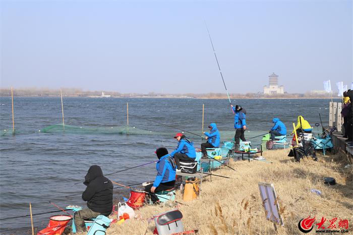 冰钓盛宴 竞钓寒冬——2024泰安市首届大汶河冬季河钓比赛拉开帷幕