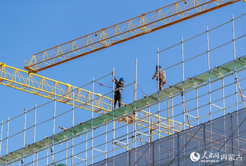 内蒙古呼和浩特：电力项目建设忙