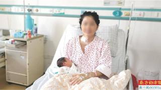 三胎妈妈突发羊水栓塞命悬一线 医护抢救15小时战胜“产科杀手”