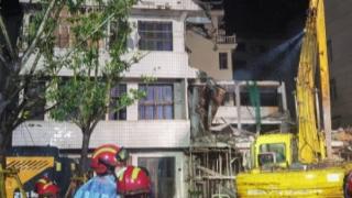 浙江永嘉一处楼房坍塌疑有人员被困消防：正调查中
