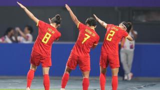4年亚洲无敌！恭喜中国女足，诞生2大巅峰纪录，4-0已接近两连冠