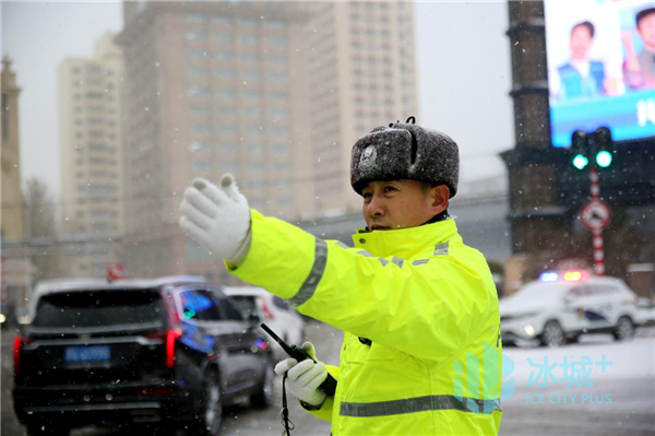 【迎战暴风雪】有这些雪“警” 安全感满满