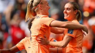 女足世界杯8强决出3席 荷兰女足2-0淘汰南非
