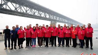 长江救援志愿队：人数涨了4倍，年轻人在队中占一半