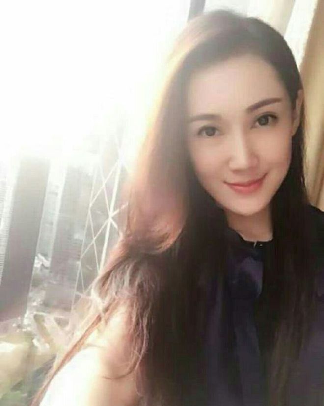 蒙古之花王燕：嫁给大16岁的韩磊，婚后生儿女双全，羡煞旁人