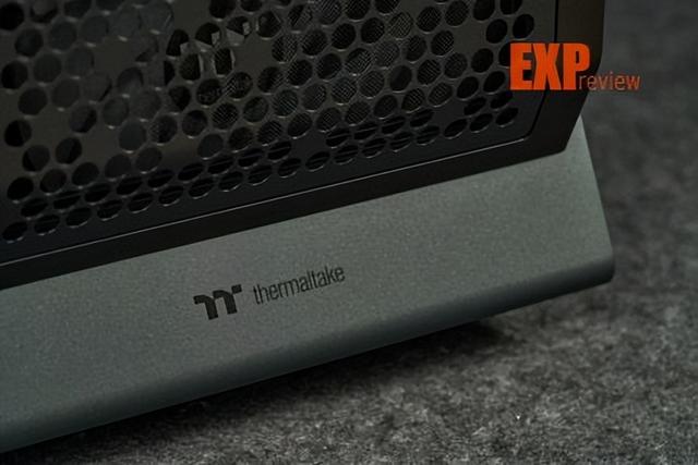 Thermaltake劲透 Ceres500 TGARG评测