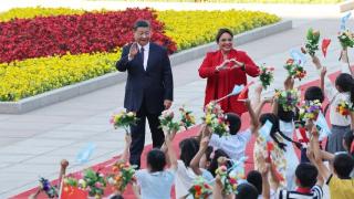 建交70多天就首访中国，这位女总统有何特殊使命？