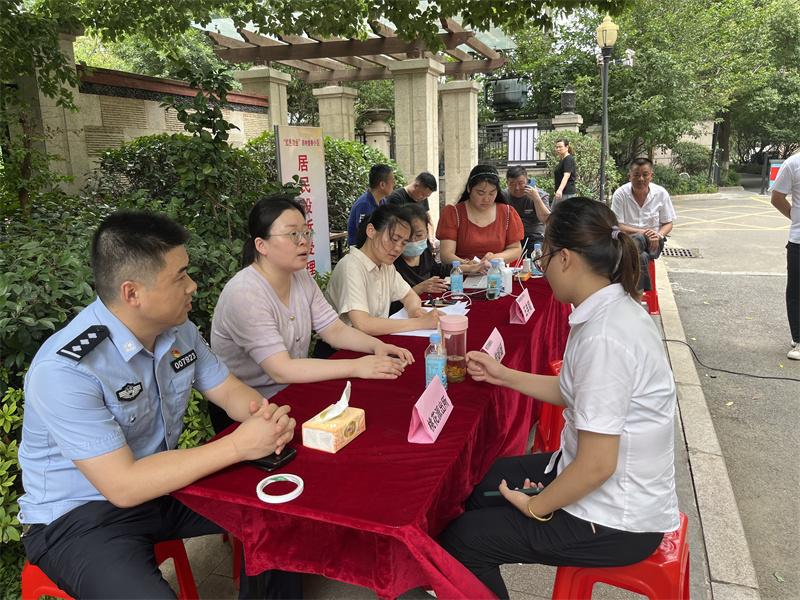 肥西县桃花镇幸福坝社区：推进“红色物业”建设 让幸福在家门口升级