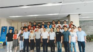 火热盛夏，最美相遇！中华中学21名学子牵手河海大学启新程