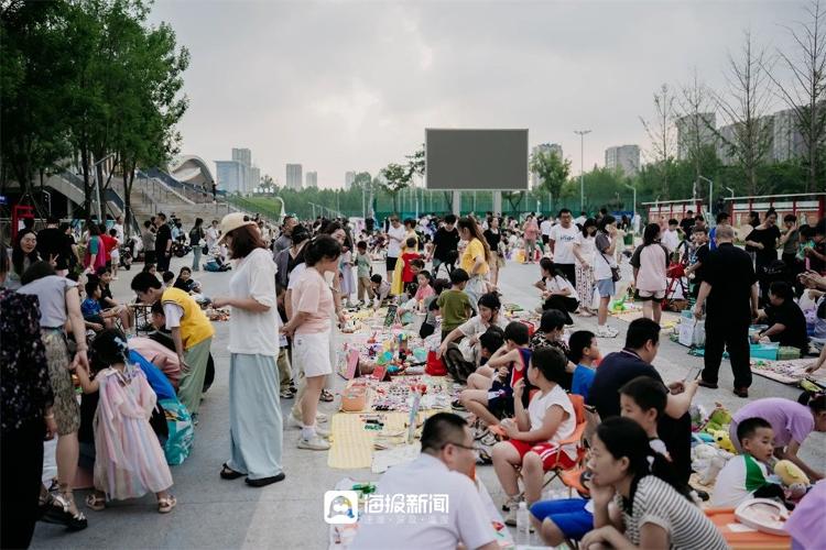 6800场公益文化活动 2097.7万人走进图书馆 日照市图书馆发布九周年服务数据报告