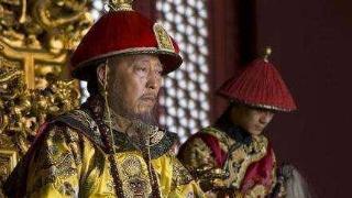 乾隆禅位嘉庆当了三年太上皇，背后到底隐藏了怎样的政治危机