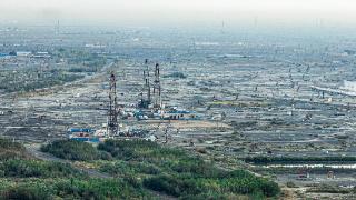 新疆油田采油二厂：从开发油田向经营油田转变