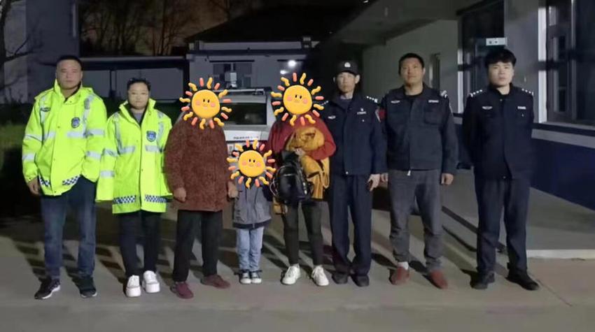 13名志愿者爱心接力，岚山区碑廓镇警民联防队成功找回走失老人