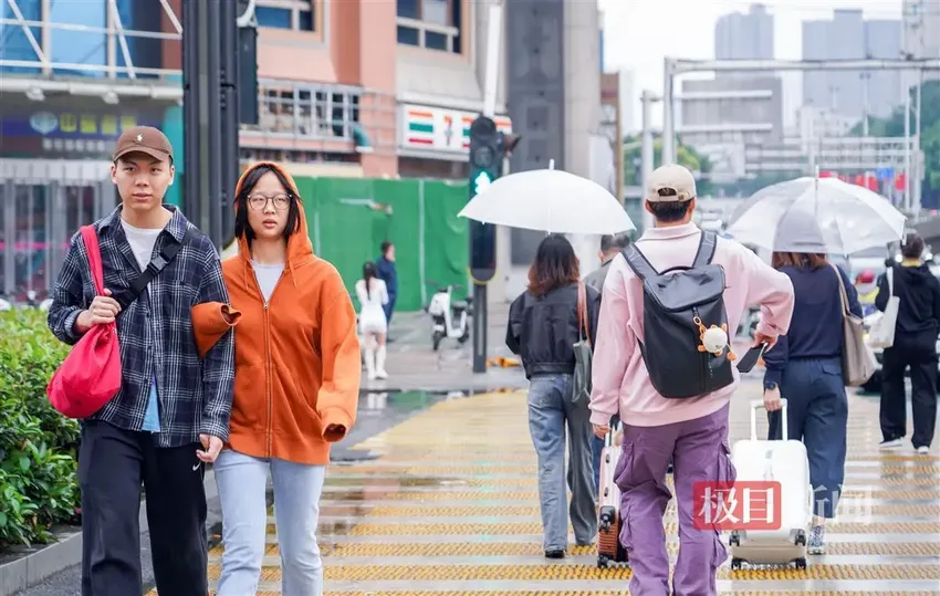 低温14℃！秋已浓，风正凉