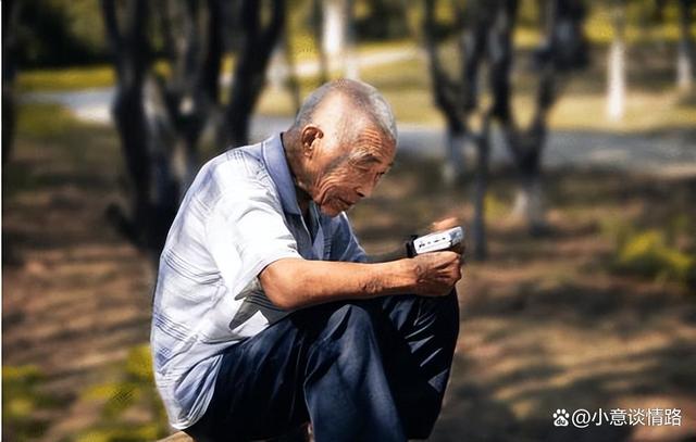 没有儿女的我生病住院，侄子来照顾我一个月，出院说借我的学区房