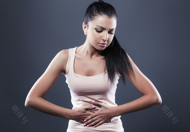胃酸疼胃胀是怎么回事？