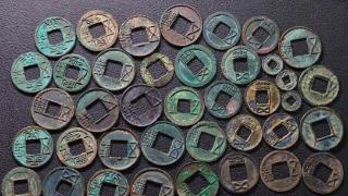 古代改朝换代以后，前朝的货币还能用吗？