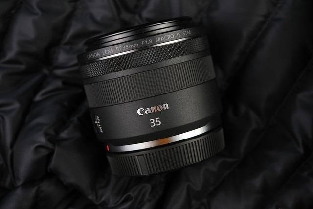 佳能rf50mmf1.8stm入门级镜头产品介绍