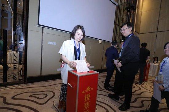 广东省围棋协会换届大会成功召开 梁伟棠当选理事会会长