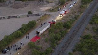 偷渡者扒火车致死伤 墨西哥停运部分铁路货车