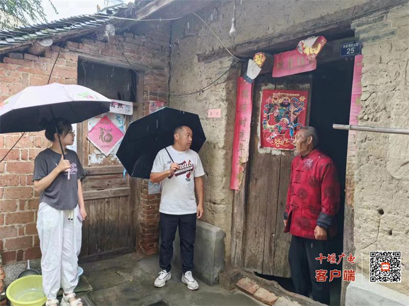 房县文旅局：筑牢防汛“安全堤”