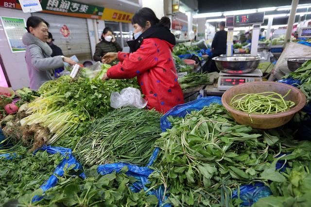 谷雨前后，宁可不吃肉，也要多吃6样“黄金菜”，补充营养不费劲