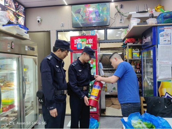 平安警色丨南通海门公安：开展夏季治安集中清查，守护夏夜“烟火气”