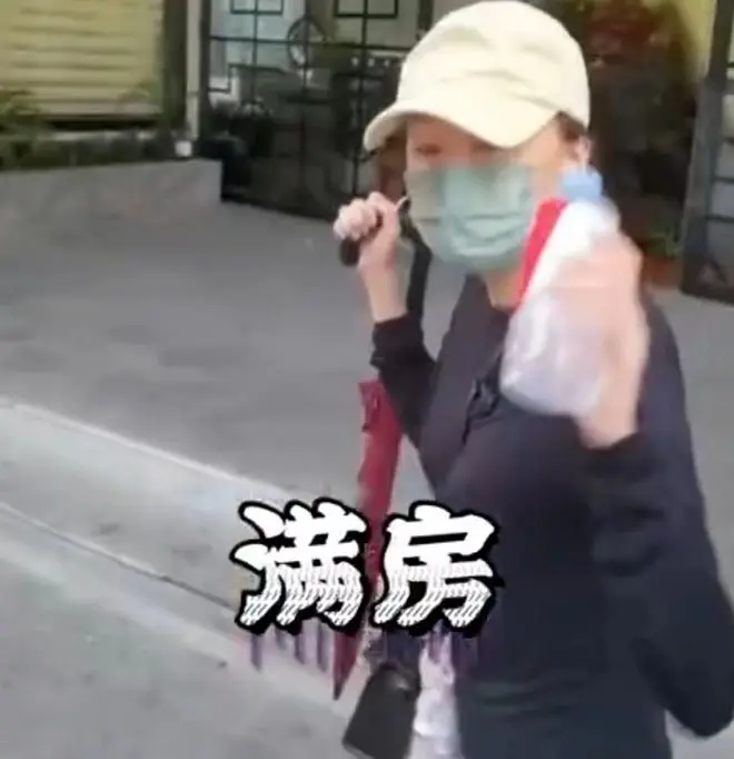 高鑫女儿结束中考！急忙入院摘牙套庆祝，妈妈称丑小鸭要变美天鹅