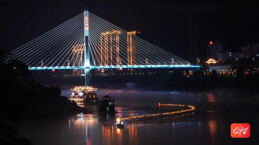 贵州思南：“夜游乌江” 沉浸式体验山水之城