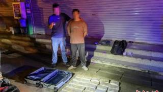 毒贩到派出所报案被抓 缴获冰毒片剂18.7公斤