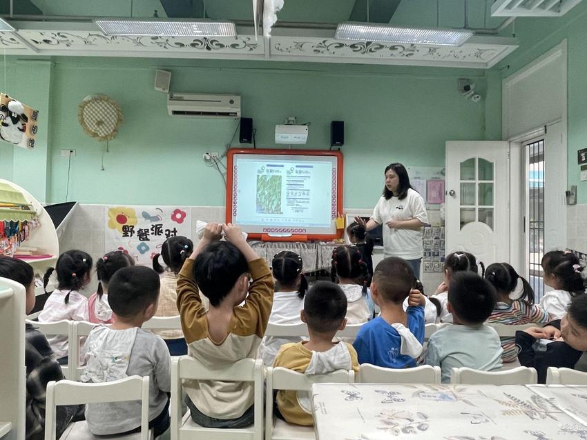 弘扬航天精神 盛世红苗幼儿园开展“太空种子种植”活动