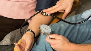 高血压患者都需要定期到医院做五项检查，你都做了没有