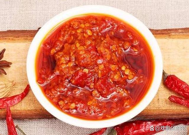 适量食用辣椒可以促进血液循环，提高身体对氧气的吸收和利用效率