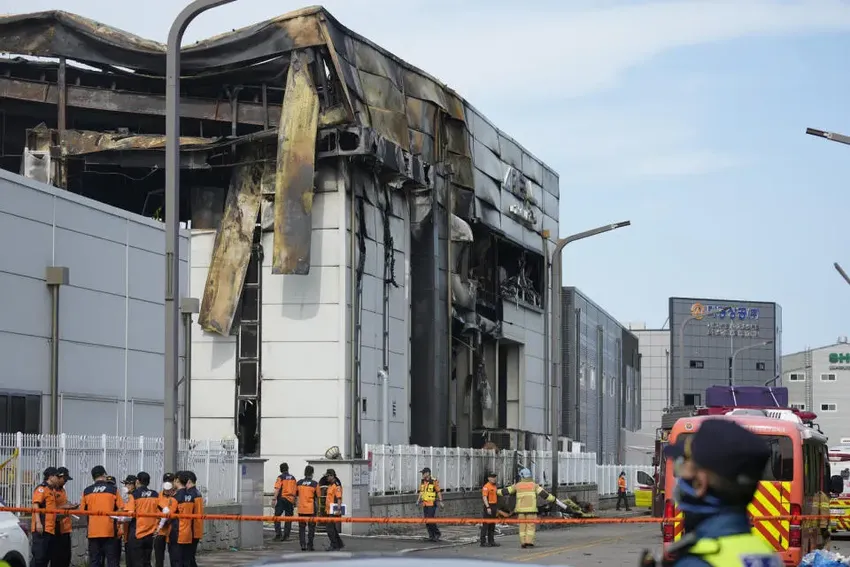 不到1分钟3.5万个锂电池爆炸，上周有人听到“砰”声，韩国电池厂大火是如何发生的