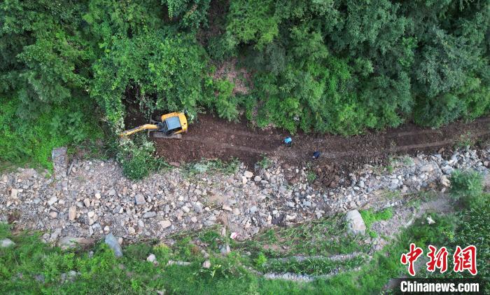 极值暴雨之下，河北太行山村梁家庄洪水“零伤亡”观察