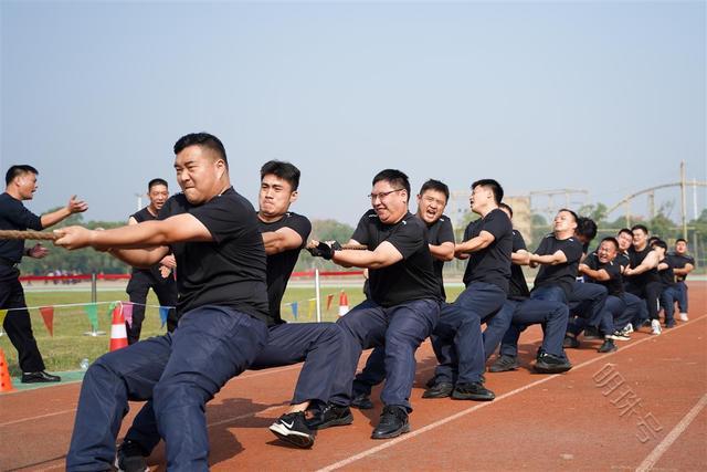 超燃！武汉公安警体运动会顺利举行，青山警方能量拉满