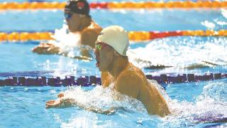 全国青年游泳锦标赛举行