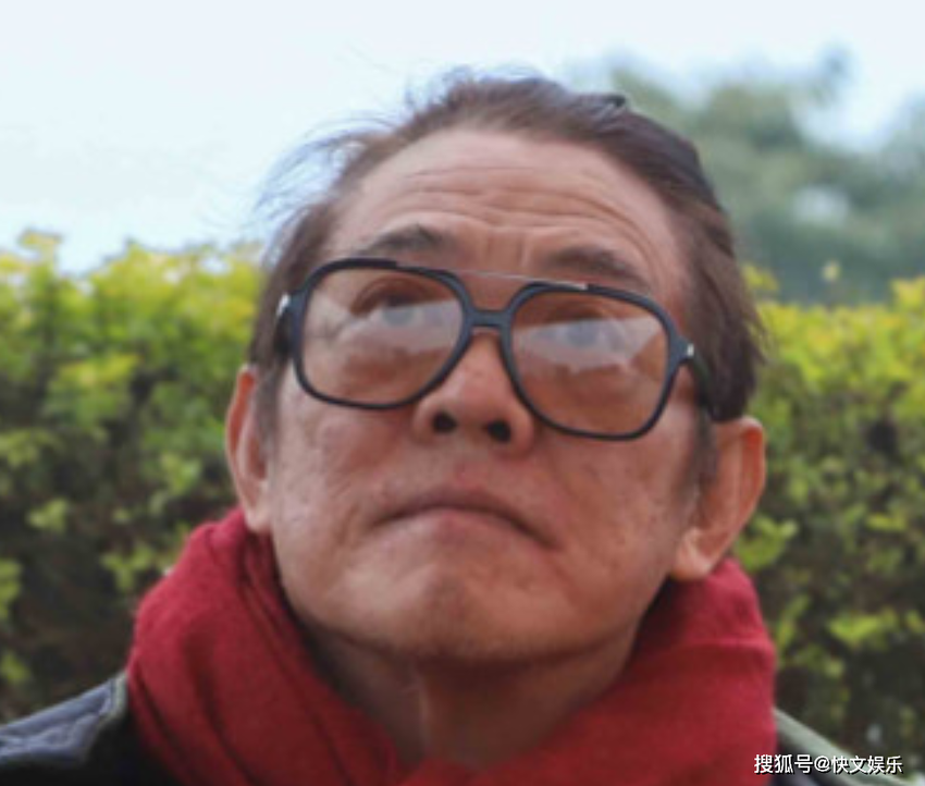 61岁李连杰苍老认不出！与巅峰时期判若两人