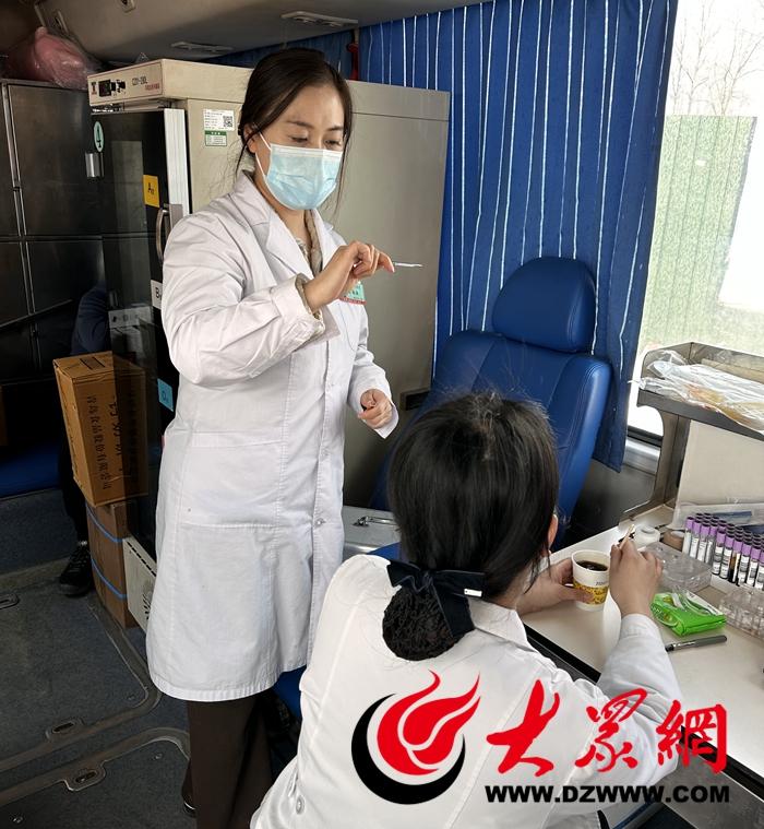 24小时随时待命 菏泽市中心血站工作人员带病坚守采血一线