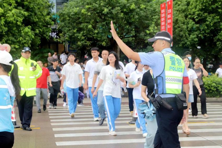 海南公安推出高考系列服务保障和暖心举措 努力答好考场之外“平安答卷”