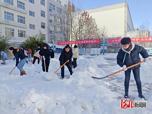 保定市职业技术教育中心精心准备迎开学