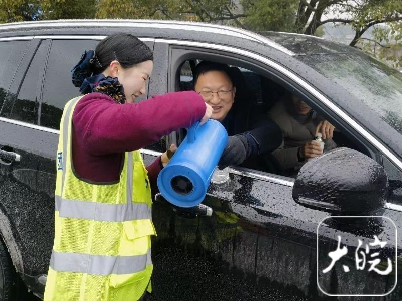 应对雨雪恶劣天气，合安中心开启“24小时厨房”