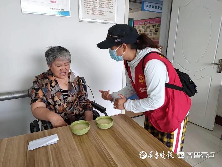 东营市第八届道德模范｜魏丽丽：点亮一盏灯，照亮志愿路