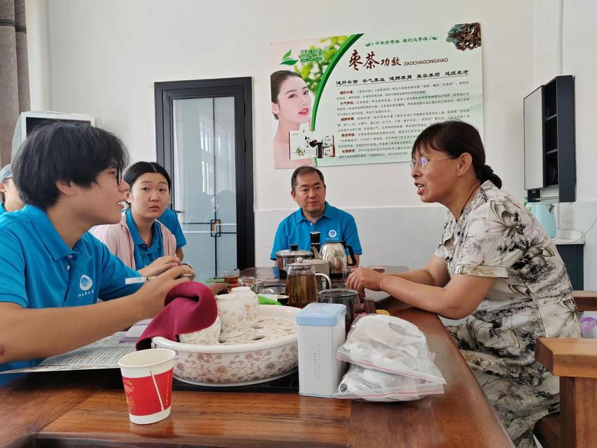 华北水利水电大学公管学院乡村振兴调研团走进灵宝川塬古枣林