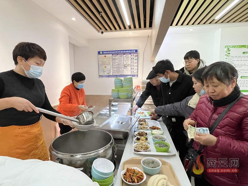 社区食堂真红火 养老“助餐”正当时