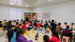 重庆开州区：双合店社区开展“书香伴成长 国学润万家” 亲子阅读活动