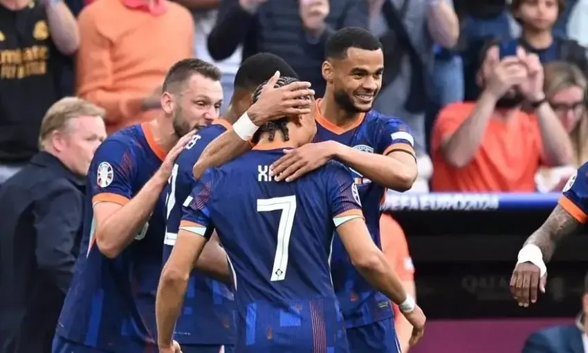 祝贺荷兰！一场1-1让英格兰回家，破无冕魔咒，欧洲杯太乱，凯恩0冠